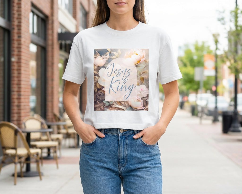 Jesus is King, Signature Graphic Tee [Women’s Cropped Boxy]
